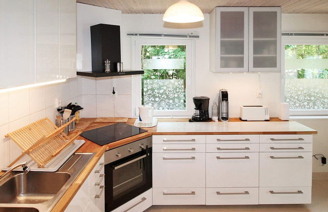 4 Star Holiday Home in Harplinge - Foto 5