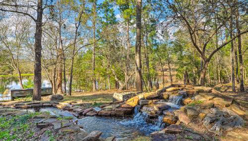 Lodge on Lake Siesta Spacious La Grange Retreat! - Foto 3