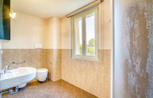 Beautiful Home In Puegnago Sul Garda - Foto 25