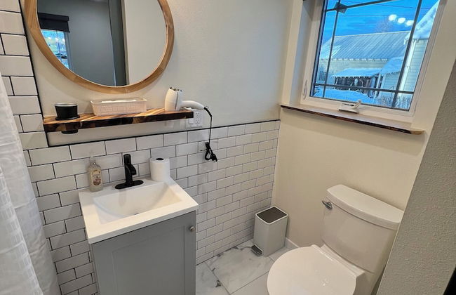 Dollhouse Downtown - Photo 41