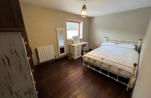 Modern upside down property with hot tub - Foto 10