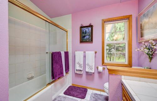 Steps to Shore Seaside Olympia Retreat with Hot Tub - Foto 18