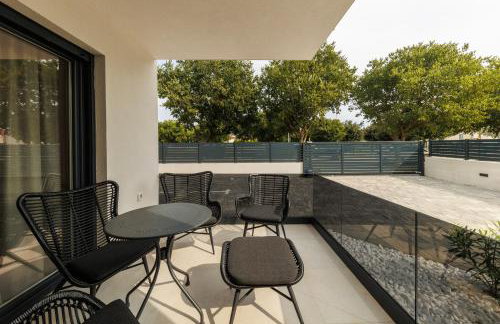 Luxury Suites Zaton by Belmont Realty - Photo 13