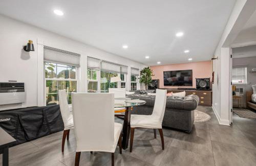 2 BEDROOM HOT TUB WASHER dRYER PVT BACKYARD - Foto 4