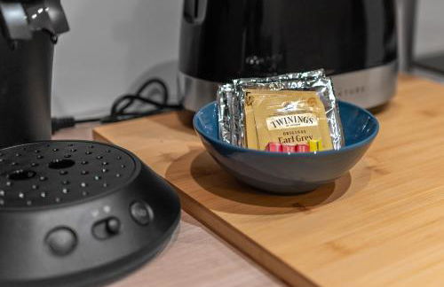 Spacieux T2 au centre ville avec parking et climatisation - Foto 8