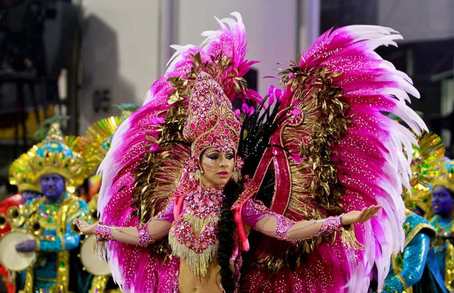 Sao Paulo Carnival Parade VIP Area Experience - Foto 3