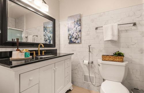 Prime Location 5 Min Walk to PATH & 20 Min to METLIFE - Foto 12