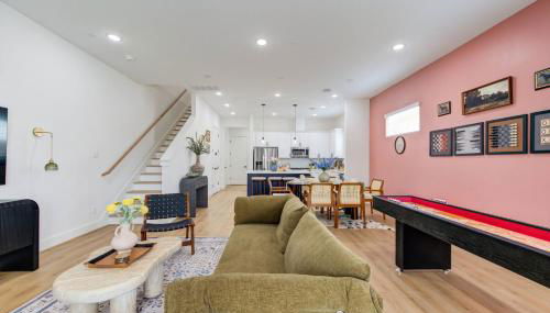 3BD Central Stay | BBQ, Games & Backyard Fun - Foto 4