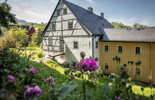 Feine Wohn und Schlafstuben im Herrenhaus I UNESCO Welterbe I Parkplatz I Erzgebirge I Waldbühne - Foto 30