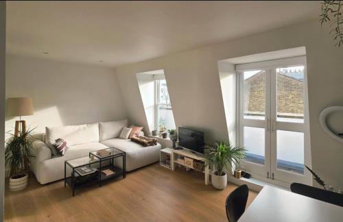 Fantastic 1-bed Notting Hill flat with balcony and stunning views - Foto 1