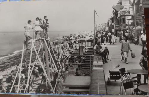 Saint-Aubin-Sur-Mer: Bel appartement traversant - Foto 26