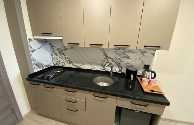 Rena Grand Residence & Suite - Photo 15