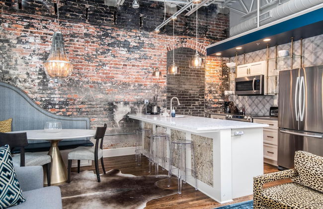 80 LEX 203 Eclectic Industrial Apt Free Parking - Foto 2