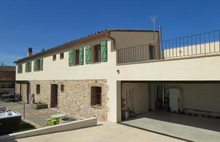 Escape to a spacious retreat with garden - Foto 62