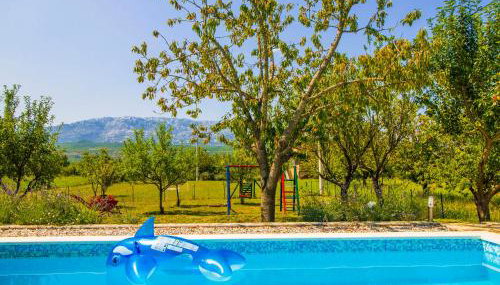 Villa Romansa near Split- heated pool peace, bbq - Foto 3, Garden view