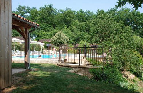 Village de Gîtes Le Châtenet - Foto 5