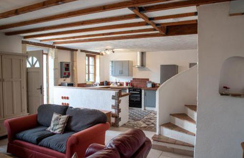 Lavender House - Traditional & charming stone home - Foto 7