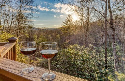 Serene Cabin*Mountain Views*Hot Tub*Large Decks - Foto 2