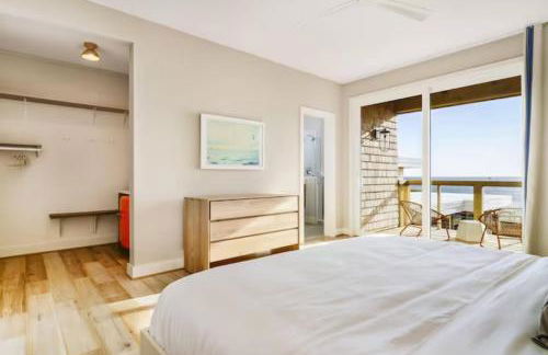 New Modern Waterfront Home w Saltwater Pool - Foto 16