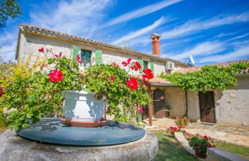 Unique Villa Bošket with Pool and Jacuzzi surrounded by Nature - Foto 30