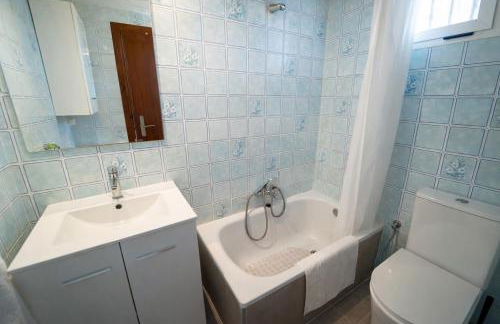 Apartamento en primera línea de playa con vistas al mar - Foto 11