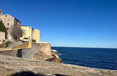 Ancien séminaire de la citadelle de Bastia - Photo 1