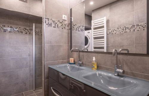 Rustic chalet with garden in Chamonix - Photo 10