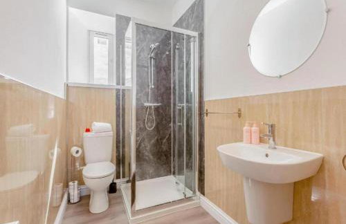 Family - Central - Parking - Wifi - Sleeps 4 - Foto 5