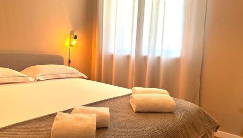 Renovado com AC, 2 WC completos, terraço e garagem - Foto 5, towels