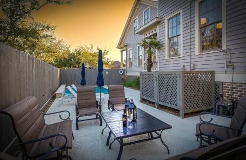 Historic 1871 Coastal Breeze with Heated Pool - Restoring Galveston - Photo 29