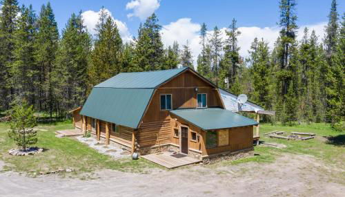 Grey Wolf Retreat by KABINO Sleeps 20 Commercial Kitchen Fire Pit WiFi Bunk Beds - Foto 3