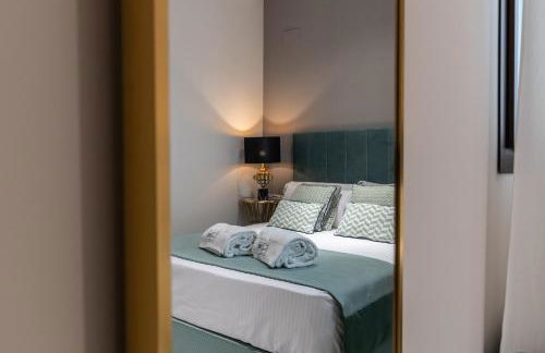 BiBo Suites Real Chancilleria - Photo 42