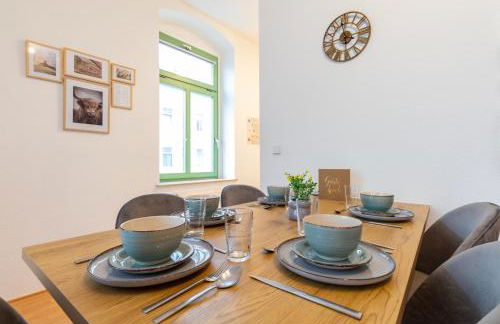 StadtNatur Apartment am Küchwald - 2 SZ mit Balkon, WASCHMASCHINE, Streaming-TV, Badewanne, Arbeitsplatz - Foto 6