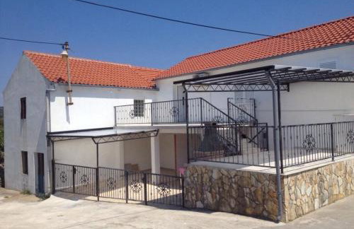 House Sakarun - Photo 6