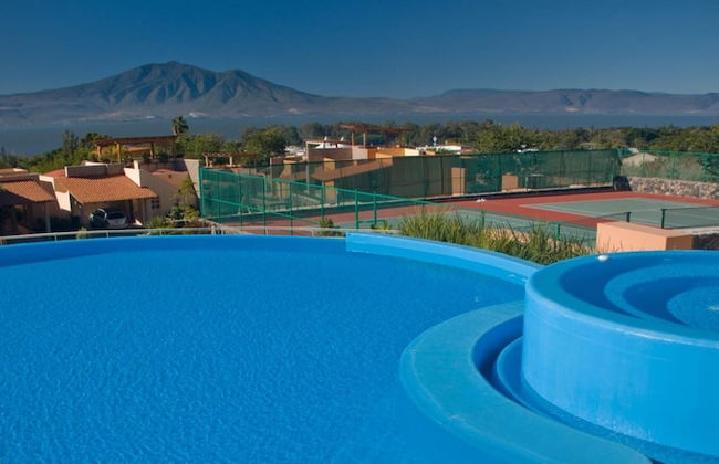 Enjoy Your Stay at a Luxury 3 Bedroom Condo With Stunning Lake Views - Foto 7