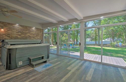 Coastal Edgewater Home with Private Hot Tub! - Foto 27