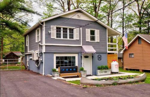 Wally's Compound - Foto 2