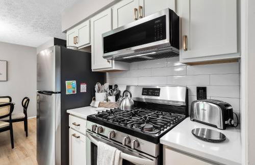 Beautiful Ranch with Outdoor Patio and Room for 6 - Photo 13