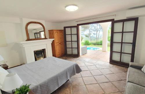 5 Bedroom Villa with HEATED Pool with breath-taking Sea Views, Walking distances to Shops Restaurants Beach - Photo 22