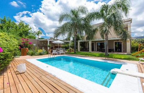 Aria Villas - Private Pool, Playground, Ping Pong & Close to Beach, By ThinkVilla - Foto 20