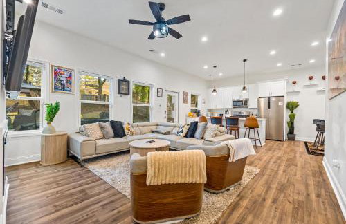 Charming Escape with Hot Tub & Fire Pit Winter Haven! - Foto 45