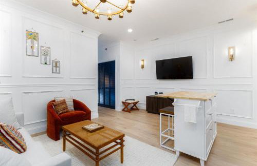 The Darby CondoCozy 1Br Condo 1mi to ND campus - Photo 3
