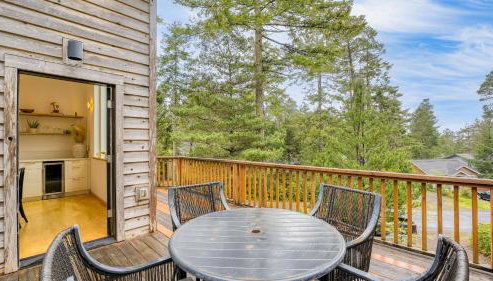 Buttercup Bay Hideaway by AvantStay Cozy Escape w Fire Pit Walk to Beach - Foto 4, Other