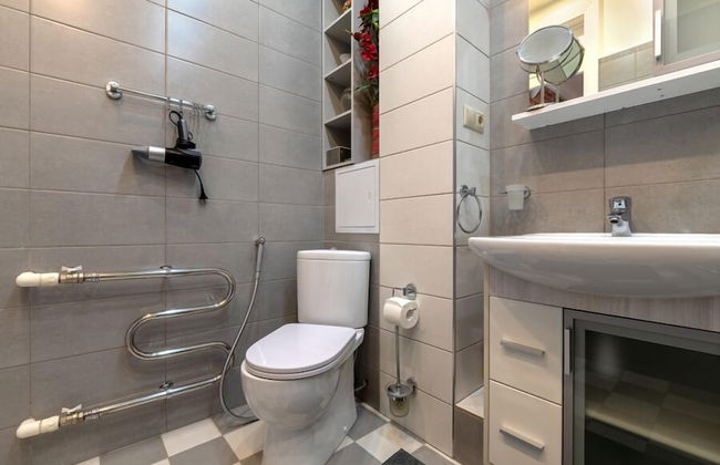 Spb2Day Ulyana Gromova pereulok 8 - Foto 21