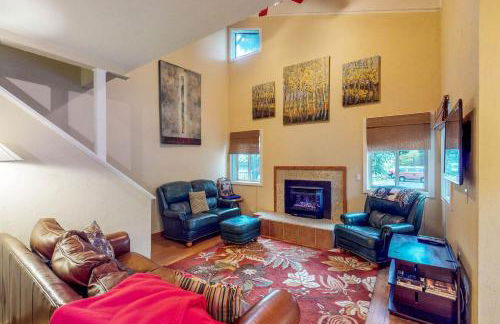 Pinewood Getaway - Foto 1