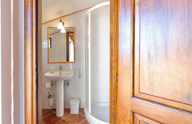 Holiday-Home with pool in San Gimignano - Photo 25