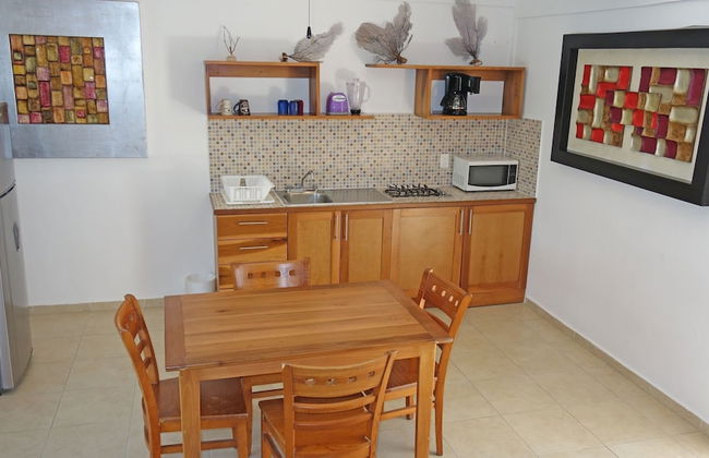 El Fuerte Beach Resort - Photo 52