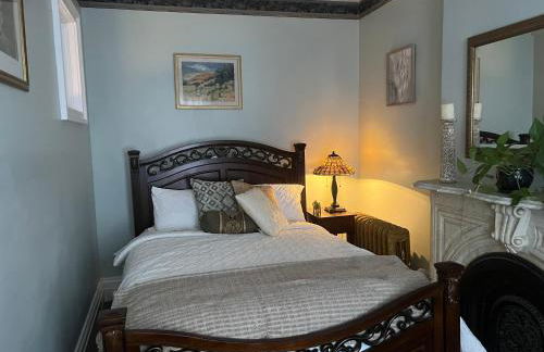 1 Br Private Victorian Apt in convenient City location on half acre sleeps 4 - Foto 20