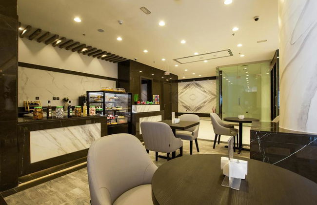 TIME Onyx Hotel Apartments - Foto 13