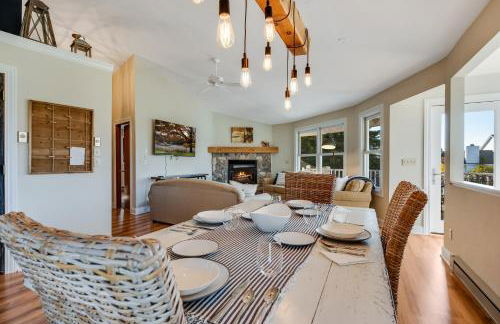 The Goat and Cherry - Dogs, Fire Pit & Hot Tub, Escape to Sister Bay! - Foto 50